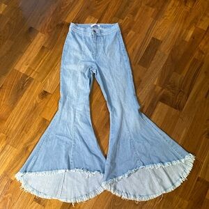 Vibrant M.I.U, flair, no pocket blue jeans